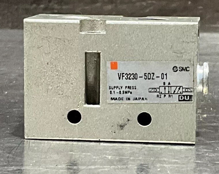 SMC VF3230  (VF3230-5DZ-01)   1/8"  DC21-26 Nos Surplus No Original Box