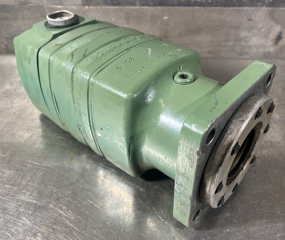 Nos Surplus Hydraulic Pump XA-342-2