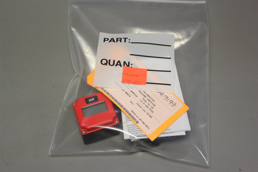 NEW DANFOSS PRESSURE TRANSMITTER W/PLUG IN DISPLAY MBD 1000 & MBS 3000