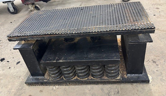 UNBRANDED 26" VIBRATION ISOLATOR PLATFORM  25 SPRINGS