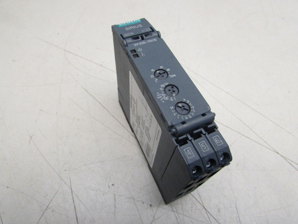 SIEMENS 3RP2505-1RW30 TIME RELAY NICE TAKEOUT MAKE OFFER!!