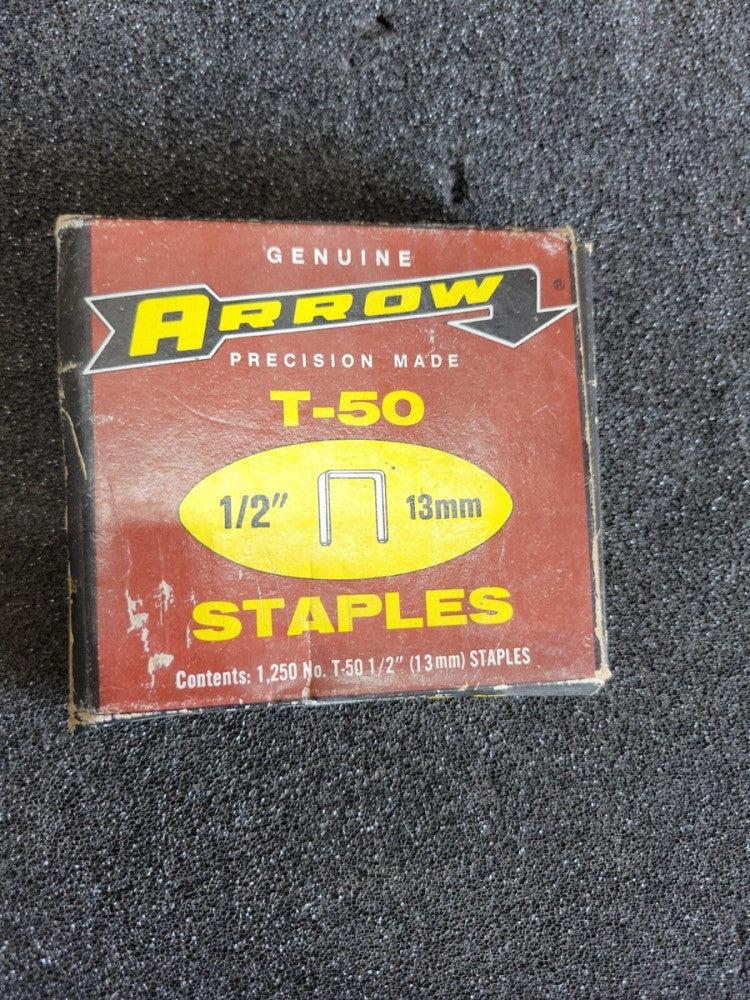 New Old Stock! Arrow T50 staples 1/2 inch 13mm