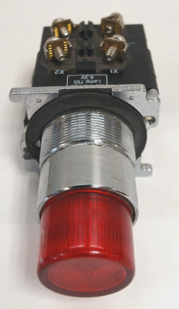 CUTLER HAMMER RED PUSH BUTTON 10250T/91000T/E34 250 VOLT