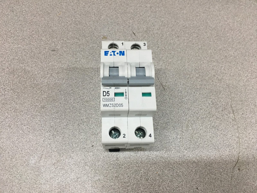 NEW NO BOX EATON CIRCUIT BREAKER WMZS2D05