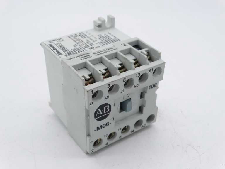 ALLEN BRADLEY 100-M05NKD3 SERIES A CONTACTOR