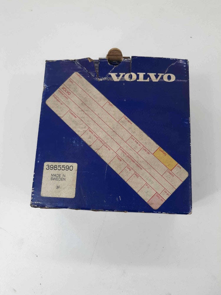  Volvo Truck Hub Cap Part # 3985590