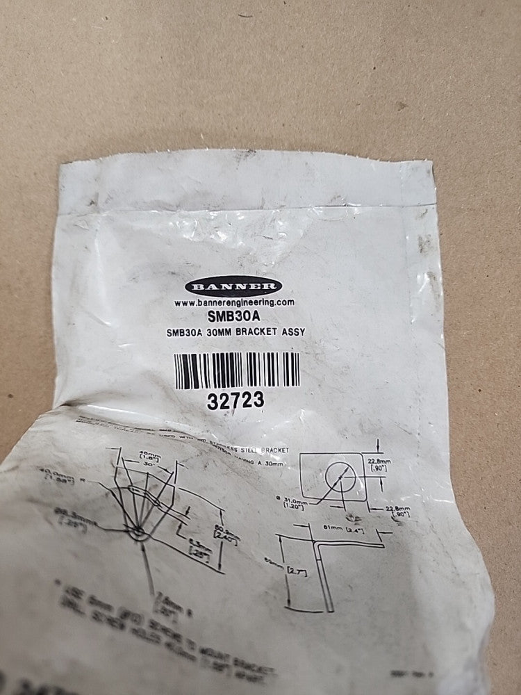 Banner SMB30A Right-Angle Mounting Bracket 32723