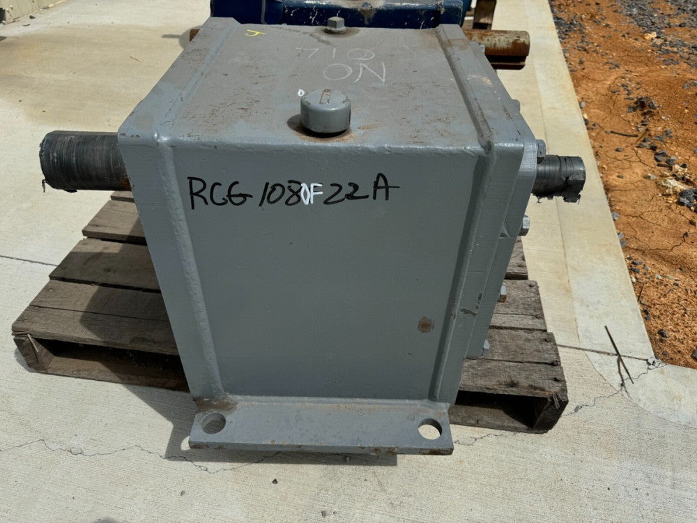 NEW SURPLUS FALK ENCLOSED GEAR DRIVE SPEED REDUCER 21.37 RATIO 1080FZ2A