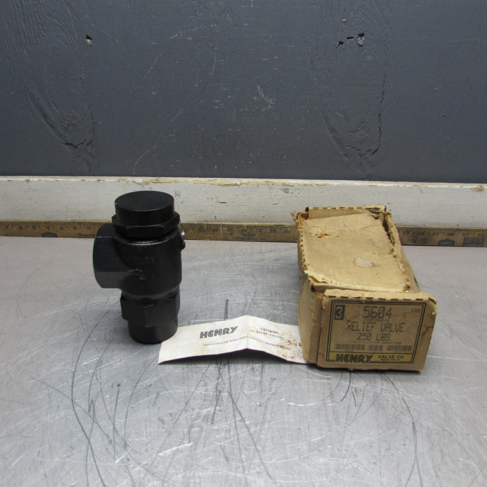 NEW! HENRY 5604 , Refrigeration/Ammonia Relief Valve , 250psi,  1-1/4"x 1-1/2"