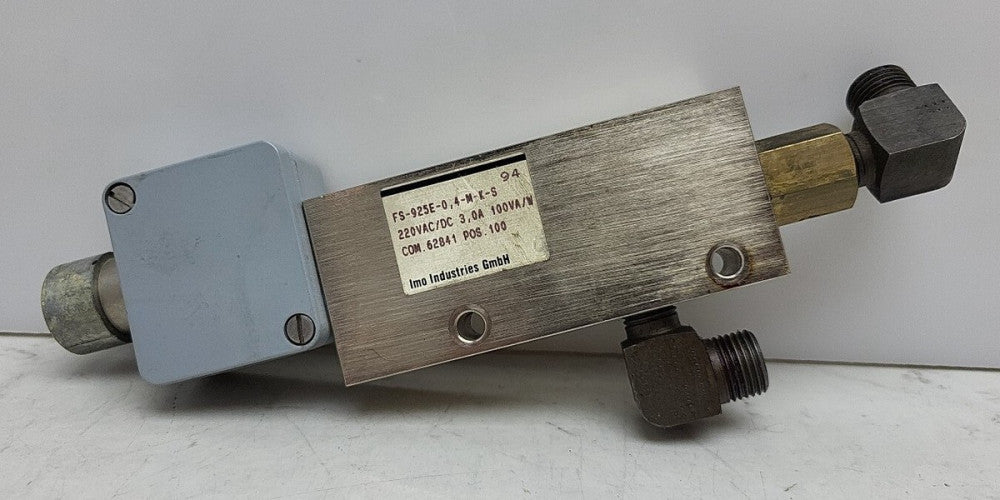 Imo Industries FS-925E-0 Flow Switch 4-M-K-S 220 Vac/Dc 3 Amp 100Va/W *USED 