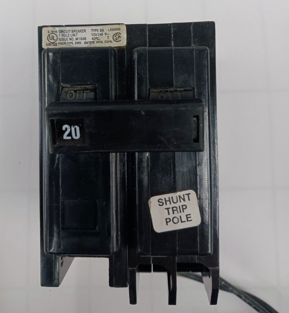 EATON 20 AMP SHUNT TRIP CIRCUIT BREAKER 1 POLE 120/240 VAC BAB1020S