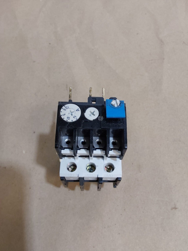 CUTLER HAMMER C316FNA3* OVERLOAD RELAY EATON SER A2 RANGE 2.8-4 Amp