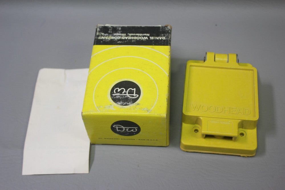 NEW WOODHEAD OIL PROOF NEOTEX WATERTITE  RECEPTACLE COVER 6700