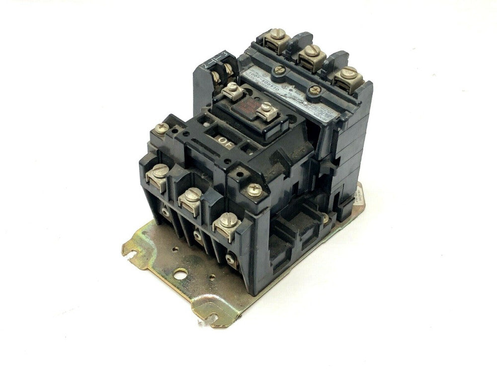 Allen Bradley 500F-BOD930 Ser. B Base Contactor 120VAC Coil 3P 27A 600VAC