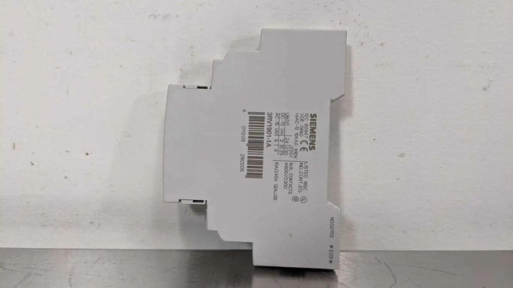 Siemens 3RV1901-1A Auxiliary Switch 10A/240V Side Mount to Circuit Breaker S00-S
