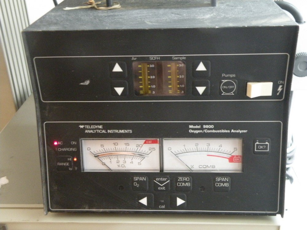 (1) Teledyne 9800 Oxygen / Combustible Analyzer