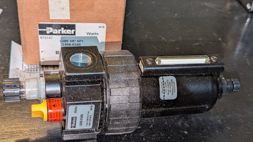 (1) PARKER PNEUMATIC LUBRICATOR L606-034B 3/8” NPT NIB