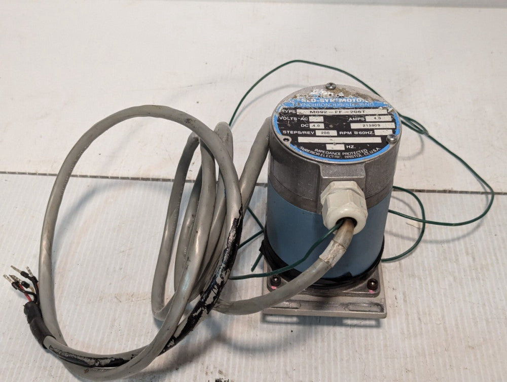 Superior Electric M092-FF-402E Slo-Syn Synchronous/Stepping Motor 213803 4DC 4A