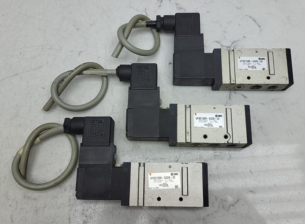 3 Pack SMC VFS2130R-5DZB-02 Ported Solenoid Valve DC21-26V *USED See Pictures