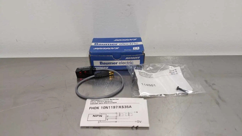 Baumer FHDK 10N1197/KS35A Photo Electric Sensor Adjustable Switching Distance CH