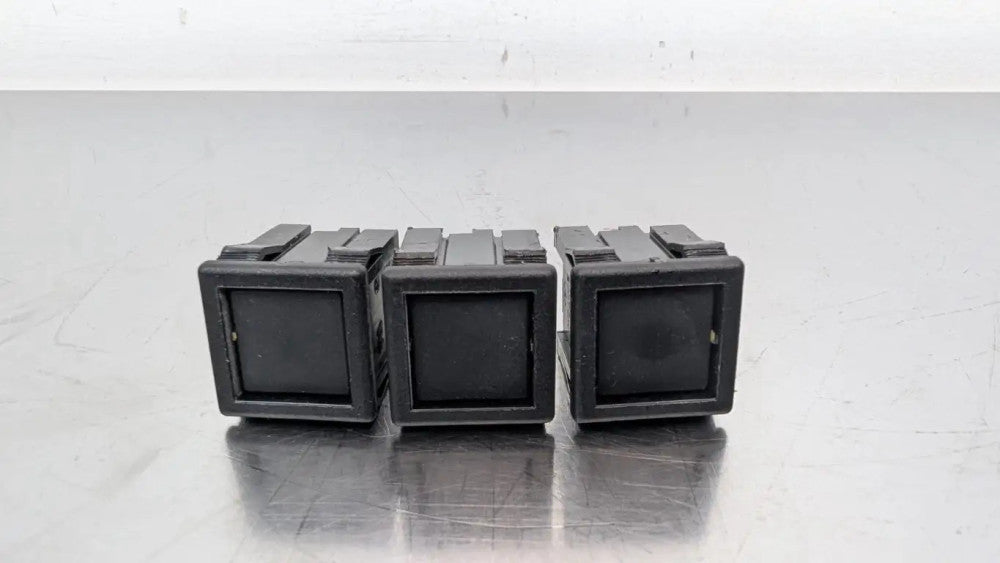 3 Pack Oslo Switch Switch Blank 21mm Wide 21mm Tall 19mm Hole Black