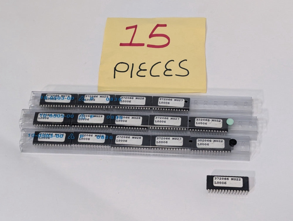 Lot of 15 Unbranded 372066, L5216036 P902 MU22/MU27/MU28/MU29 28-pin ICs in tube