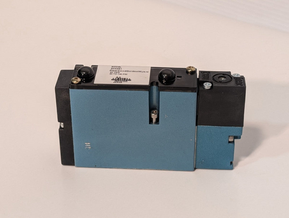 Fleetwood Goldco Wyard Model 304421 Solenoid Valve,  24vdc, 20 to 120psi, MAC
