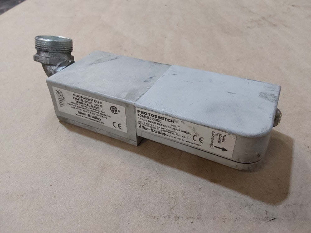 ALLEN BRADLEY 42MRR-5000 /C TRANS BEAM RECEIVER PHOTOHEAD With 42MTB-5000 Base