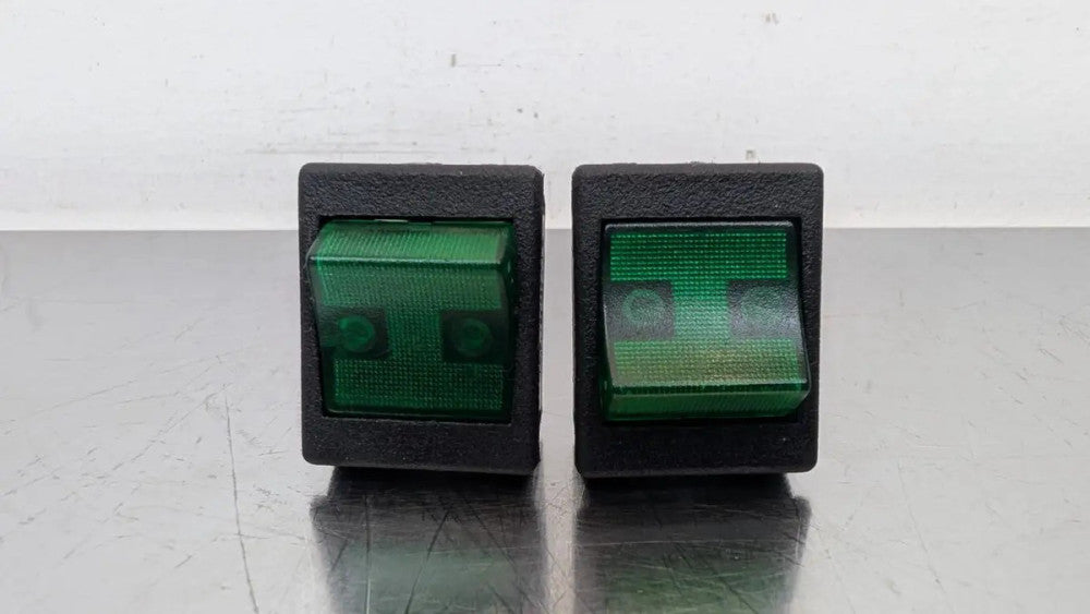 Oslo Switch CTRTL 110A Illuminated Switch R9? 24mm 30mm 22.1x27.3mm Hole