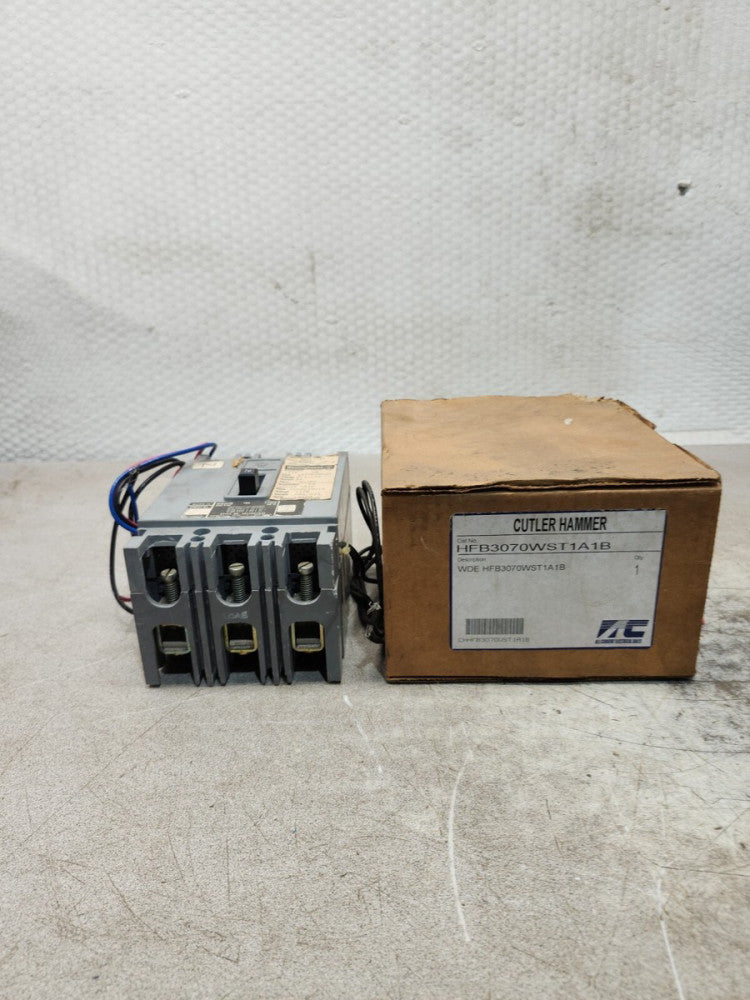 NEW IN BOX Cutler Hammer CIRCUIT BREAKERS 50/60HZ 125/250V HFB3070WST1A1B