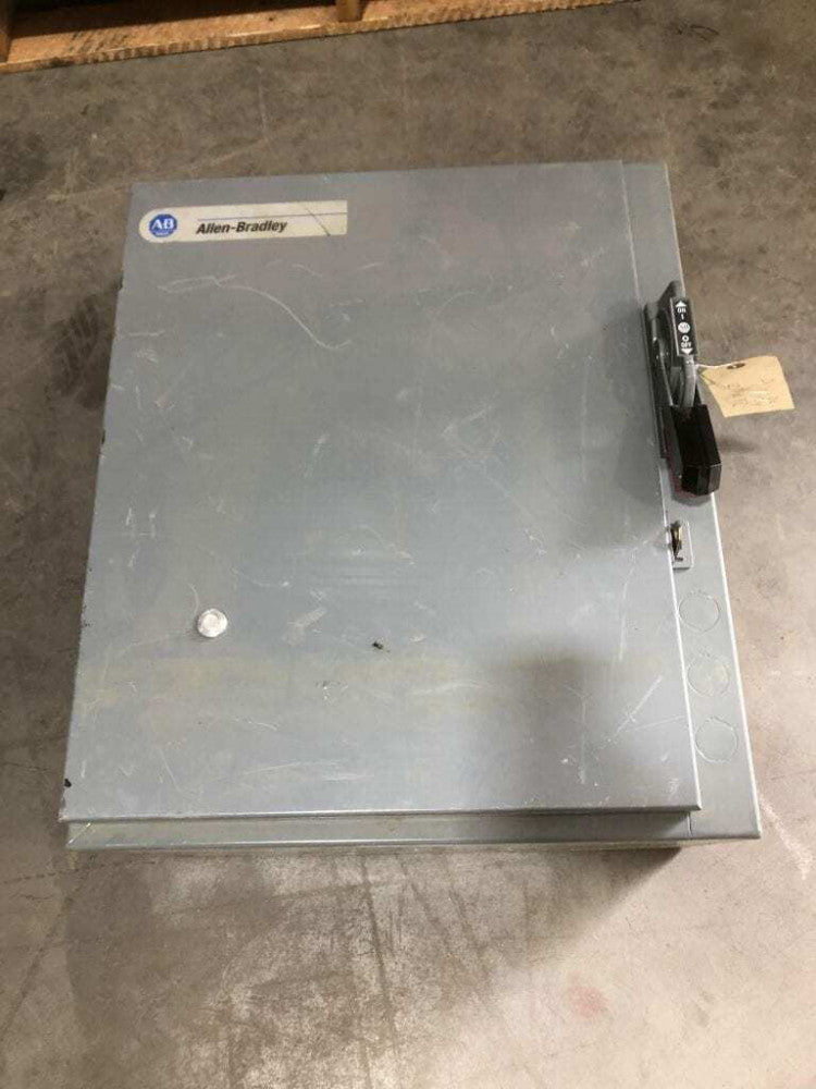 Allen Bradley 512DAB6P26R NEMA COMBINATION STARTER W/ DISCONNECT NEMA 3
