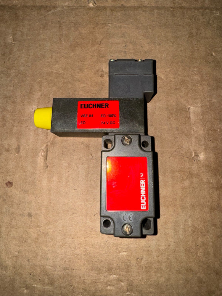 EUCHNER NZ1VZ-213E3VSE04-M SAFETY SWITCH, 230VAC, NEW-NOT IN BOX! MAKE OFFER!