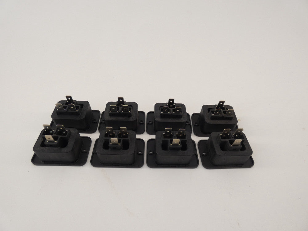 *Lot of 8* Rewireable Female Socket 250V - NEW Surplus!