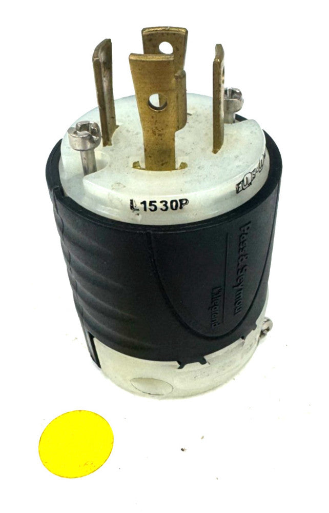 LEGRAND L1530-P PASS AND SEYMOUR TURNLOCK PLUG