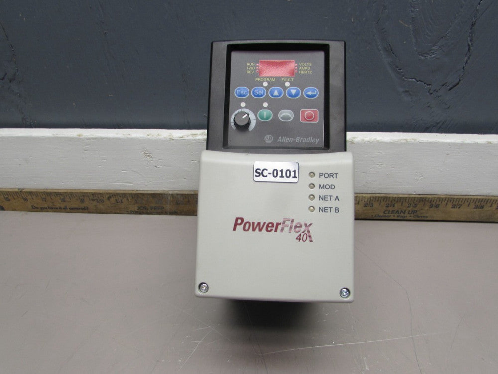 ALLEN BRADLEY 22B-D6P0N104 ,PowerFlex 40 ,3 hp ,w/22-COMM-E ETHERNET MAKE OFFER!