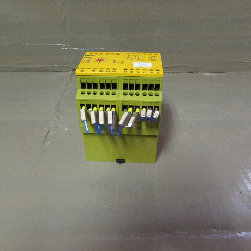 PILZ PNOZ XV3.1, 24VDC 3N/O 1N/C , SAFETY RELAY, GOOD TAKEOUT! MAKE OFFER!
