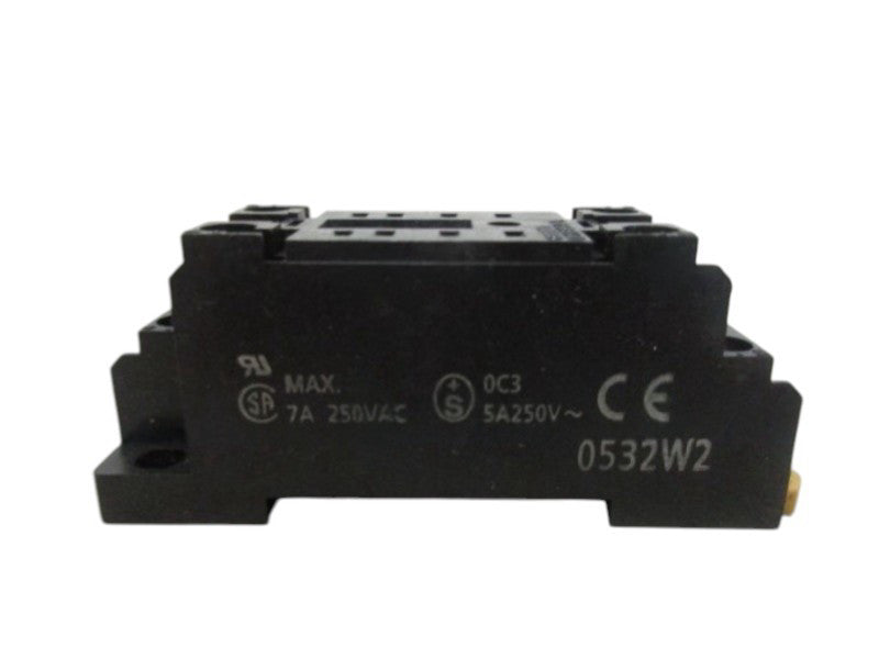 OMRON PYF08A-E RELAY SOCKET UNMP