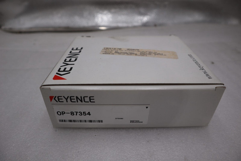 NEW OPEN BOX  Keyence OP-87354 Standard control cable STOCK H291A