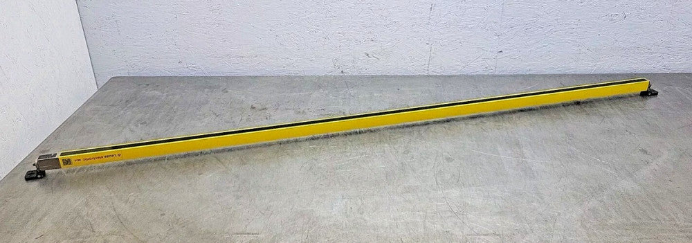 Leuze MLC500T30-1800 Safety Light Curtain Transmitter MLC500T301800 Used