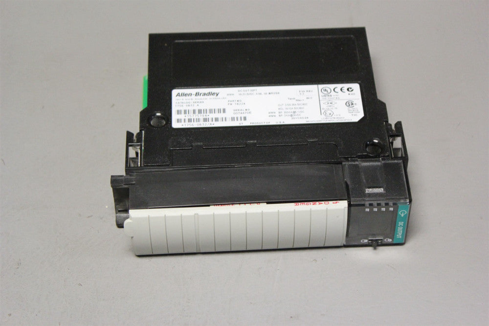 ALLEN BRADLEY DC OUTPUT PLC MODULE 1756-OB32/A F/W REV. 3.2