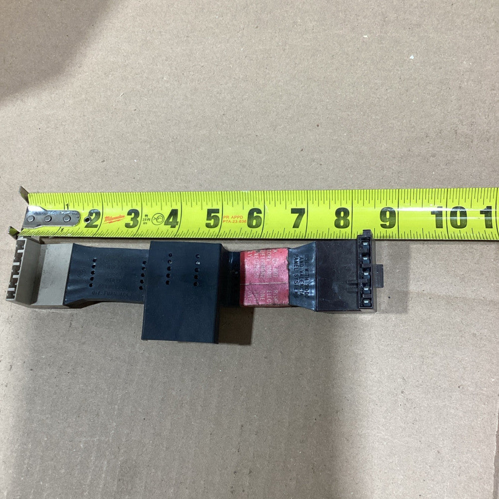 Steelcase Model 98666 Cubicle Power Connectors 125/250V 20A 8-1/4"