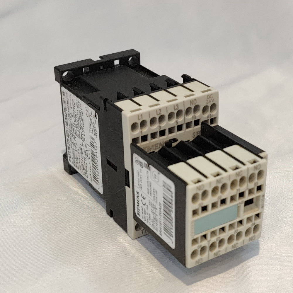 Siemens 3RT1016-2BB41 Contactor 20 AMP 600 VAC W/ 3RH1911-2GA22 & 3RT1916-1BB00