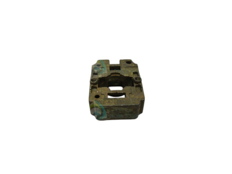 ALLEN BRADLEY 800E-A2L CONTACT MOUNTING LATCH  UNMP