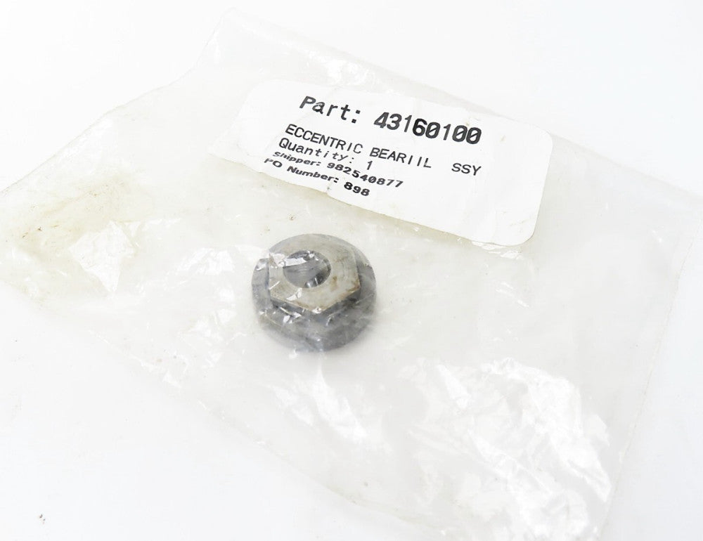 Milwaukee 43-16-0100 Eccentric Bearing Assembly 43160100 (NOS) NEW NO BOX