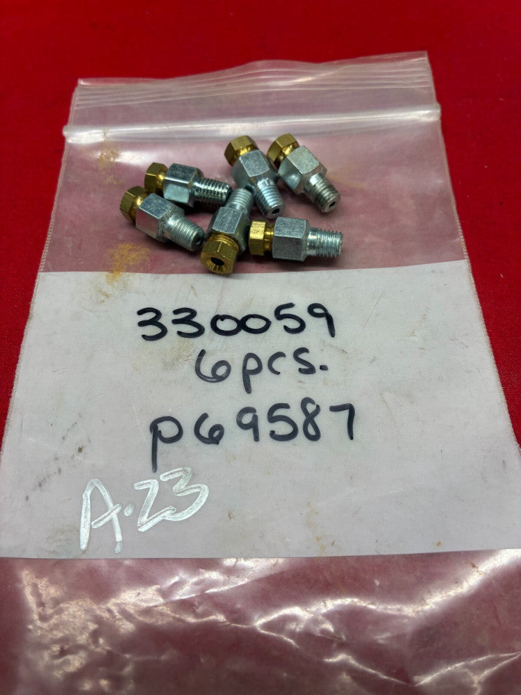 UNBRANDED 1/4" COMPRESSION NUT TUBE CONNECTORS 330059 (LOT OF 6)