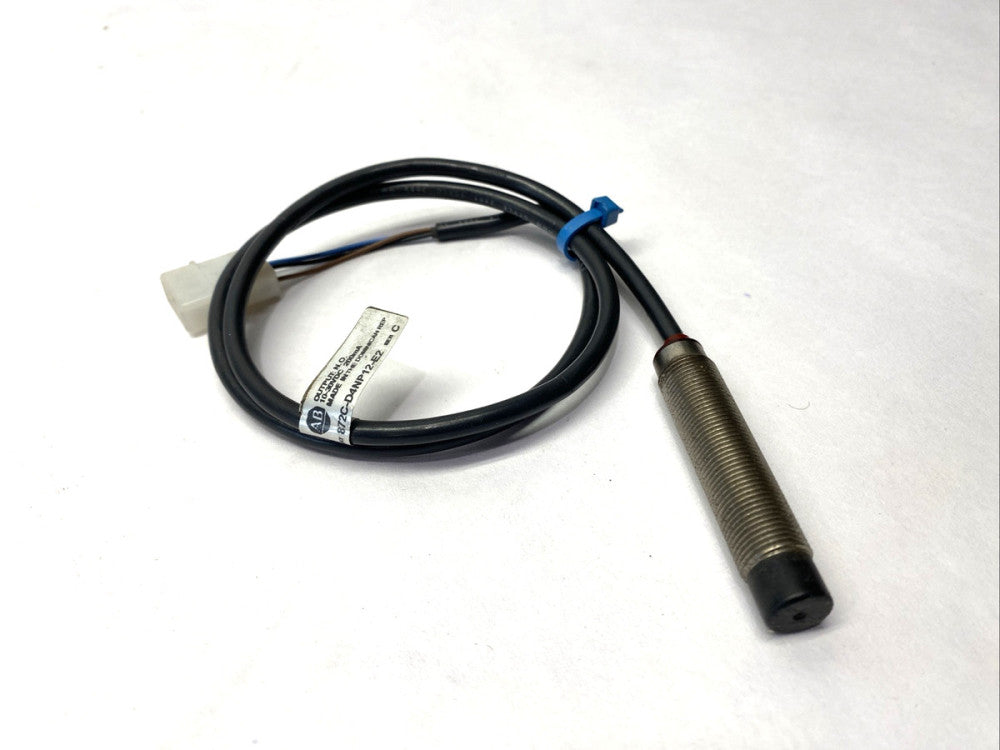 Allen Bradley 872C-D4NP12-E2 Ser. C Barrel Inductive Proximity Sensor 12mm