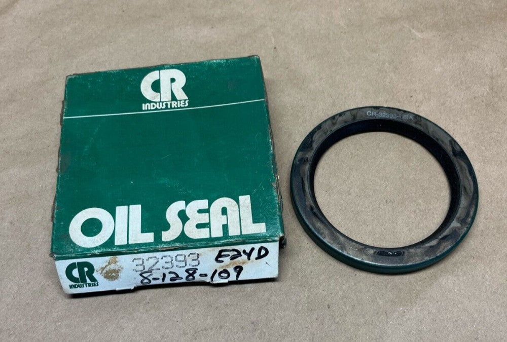 CR Industries 32393 Oil Seal