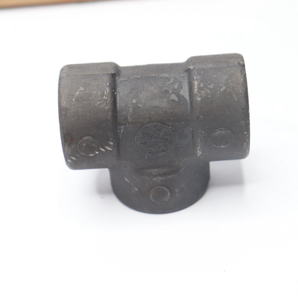 Tee Pipe Fitting A/SA105 Forged Steel 1"