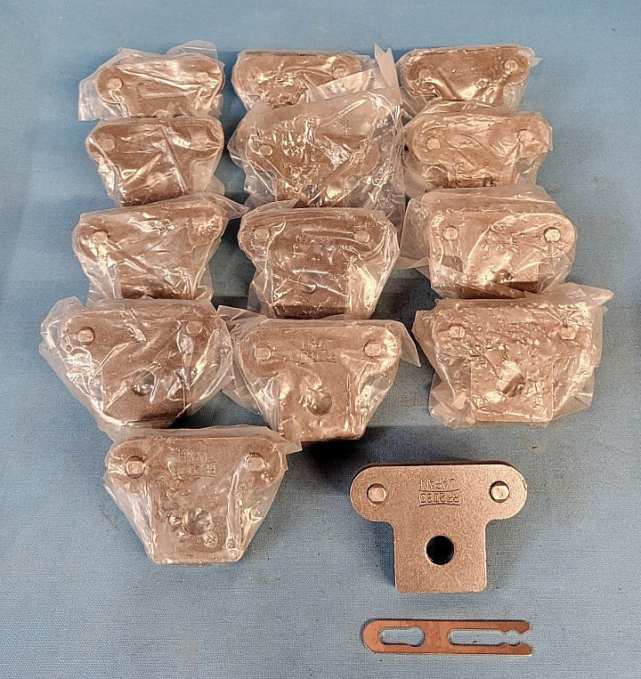 TSUBAKI ROLLER CHAIN ATTACHMENT LINK M/N: RF2060 PITCH: 1-1/2" (LOT OF 2)