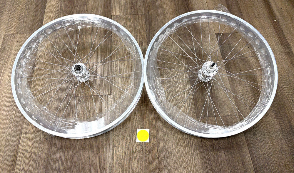 UNBRANDED 26" BICYCLE WHEEL LOT OF 2